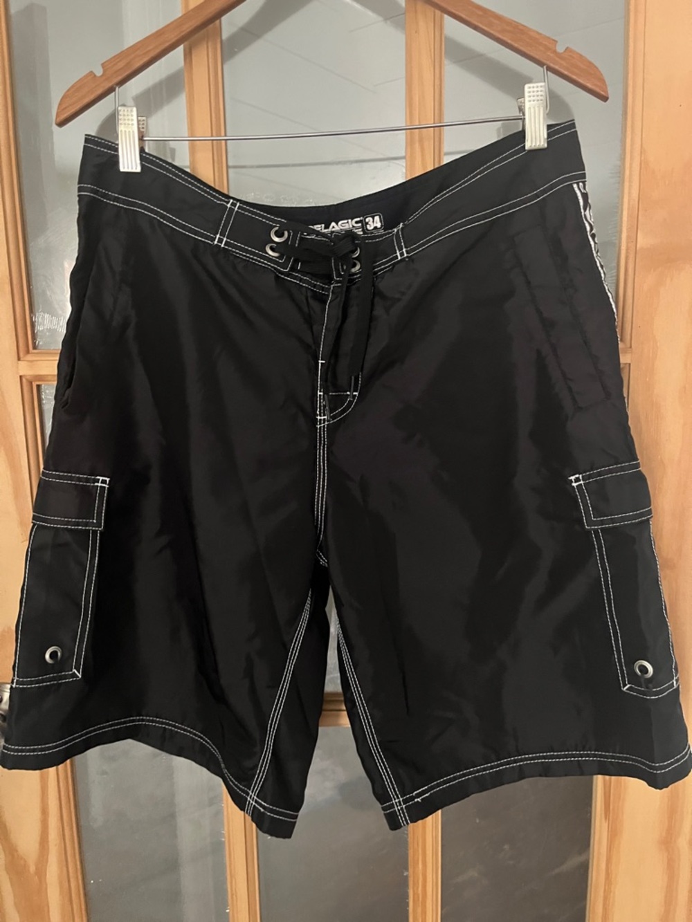 Pelagic black cargo board shorts Sz 34